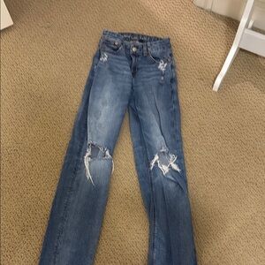 American Eagle Ripped Jeans Curvy Straight